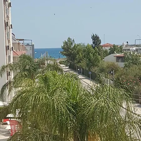 Sea Life At Long Beach Apartment Trikomo